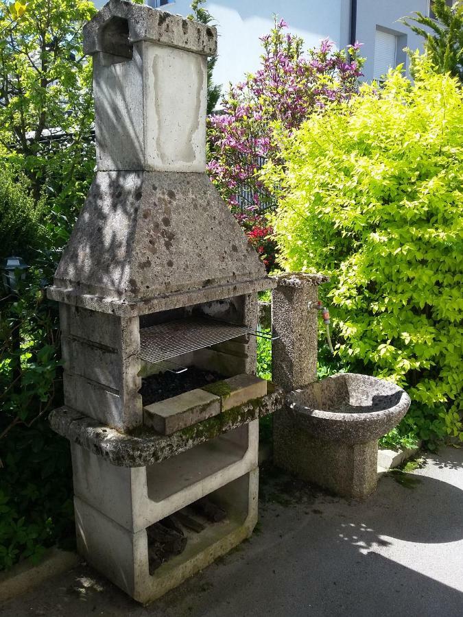 Vila Bbq Ljubljana Eksteriør bilde